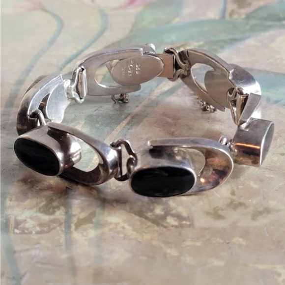 Vintage Sterling silver and black Onyx bracelet